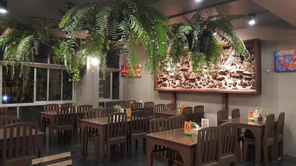 T5套房酒店 芭達亞 外观 照片